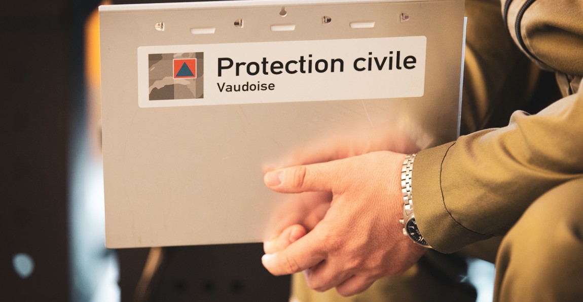 Malgré la baisse de ses effectifs, la PCi devra pouvoir continuer à assurer les mêmes missions dans tout le canton, grâce à une meilleure organisation, un personnel mieux formé et mieux équipé, et une communication claire et positive.